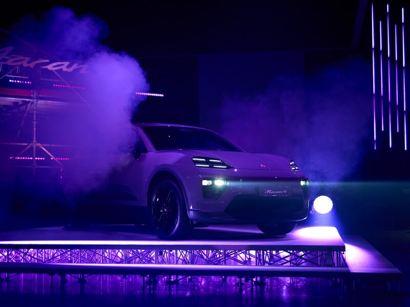 Presentazione Nuova Macan - Big Theatre