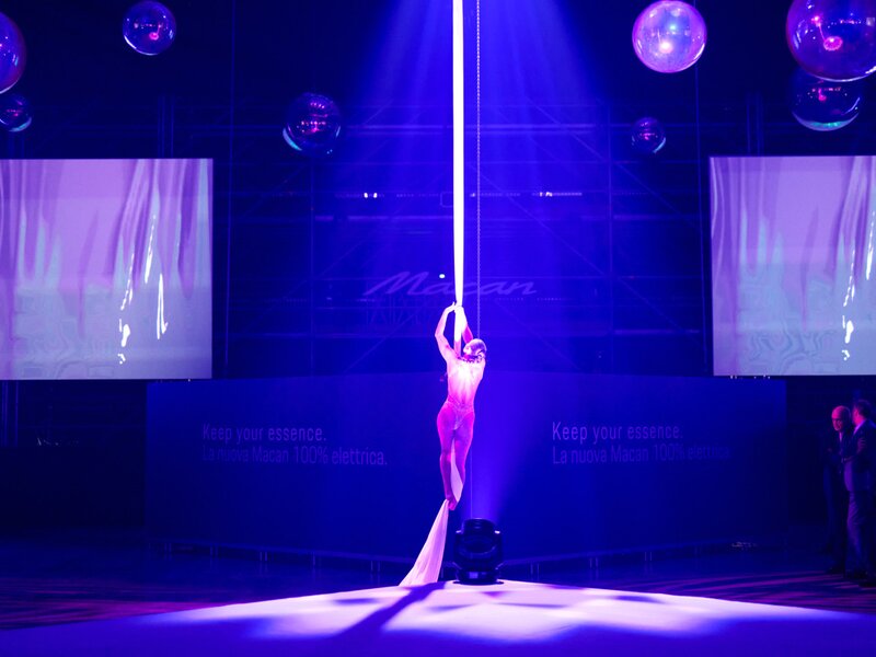 Presentazione Nuova Macan - Big Theatre